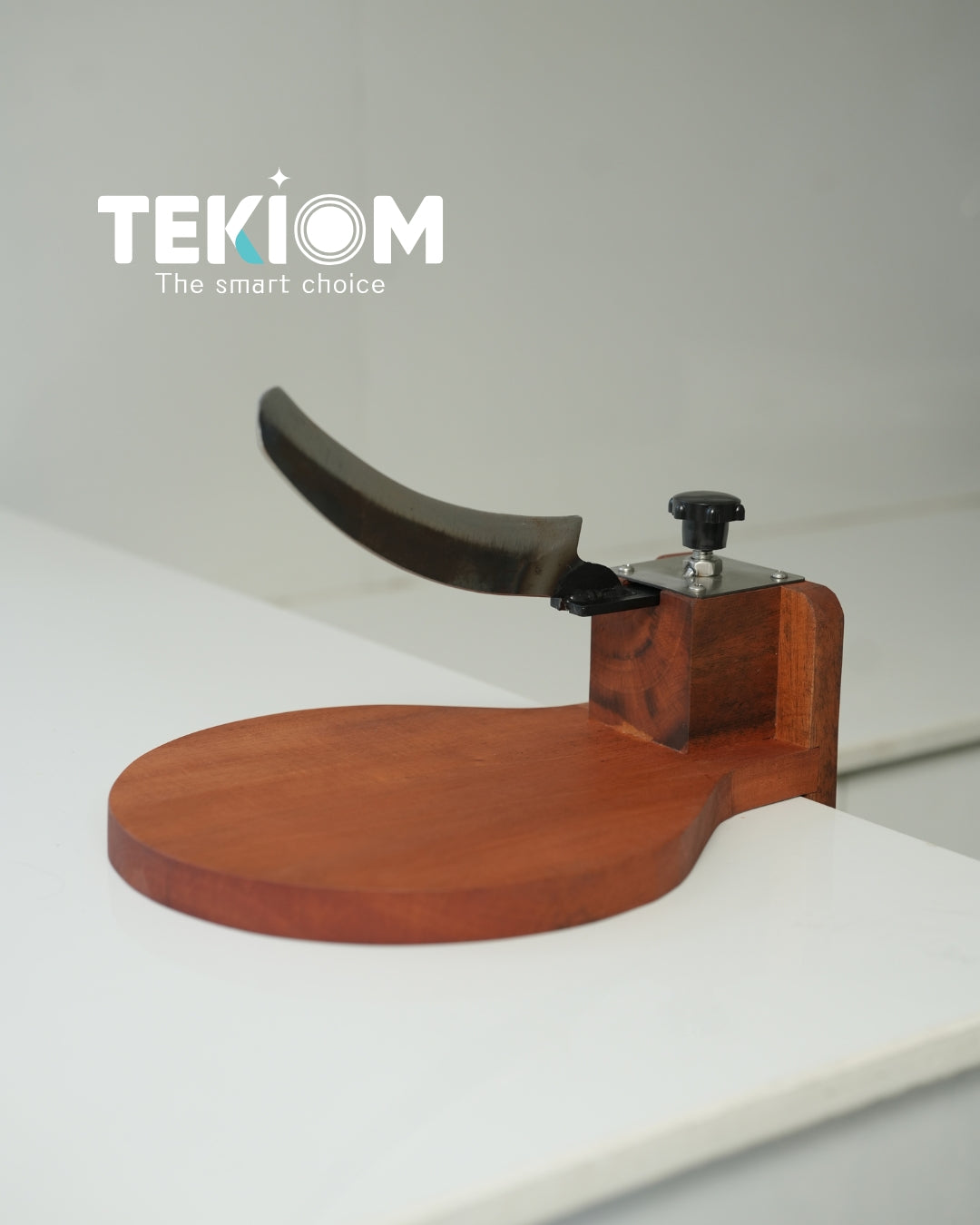 Chiravakathi – Premium Multi-Purpose Traditional Kitchen Tool